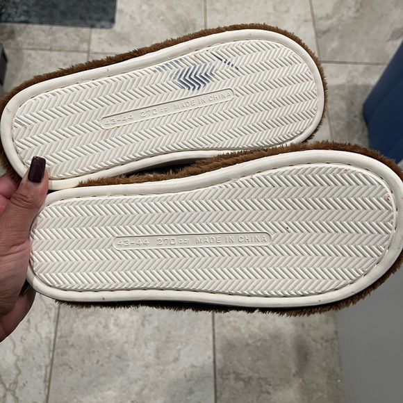 MINISO x Harry Potter Slippers 🥿 - Picture 3 of 4